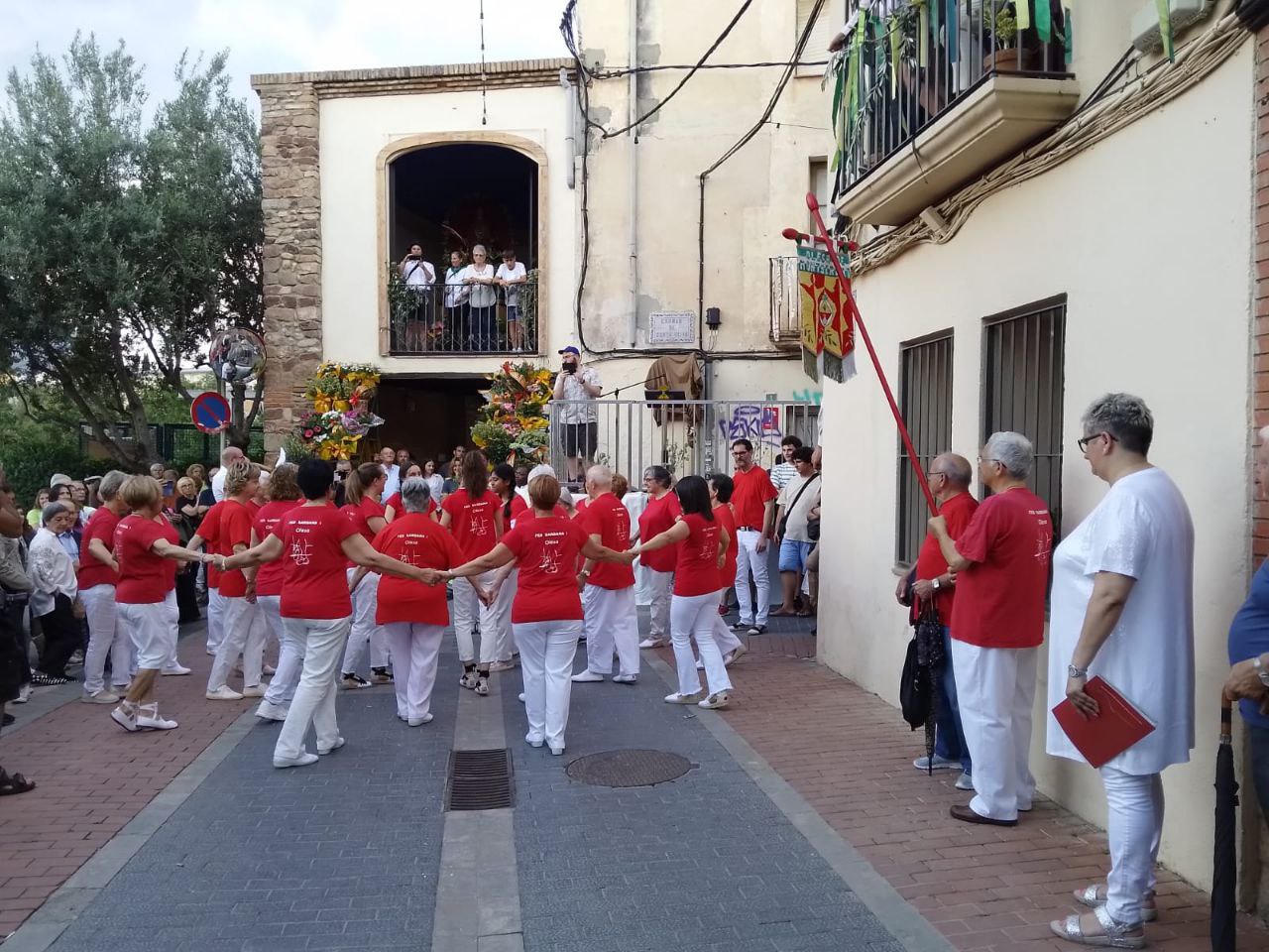 Festes de Santa Oliva 2023. Ofrena floral.