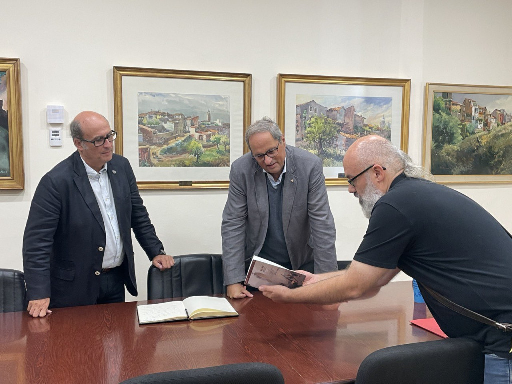 L'alcalde accidental, Jordi Martínez; El Molt Honorable President Quim Torra; i el Regidor de Cultura Xavier Rota