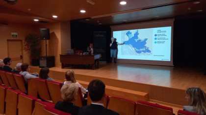 Presentació del Poum a les empreses en un acte a l'Auditori de la Casa de Cultura