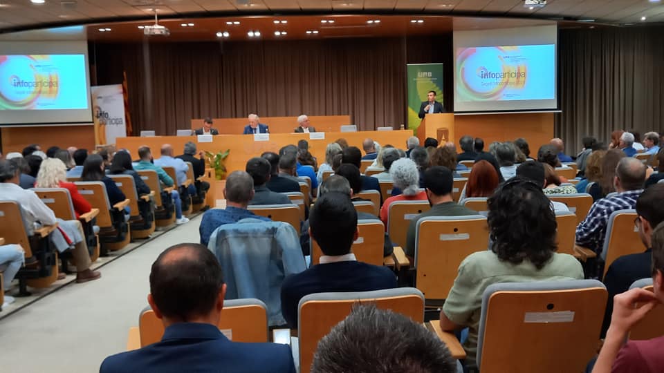 Acte de lliurament a l'Auditori del Segell Inforparticipa 2021