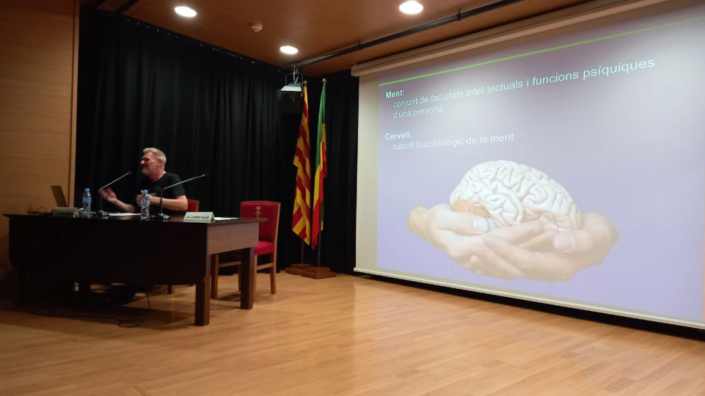 El conferenciant David Bueno, a la inauguració del curs escolar 2022-23