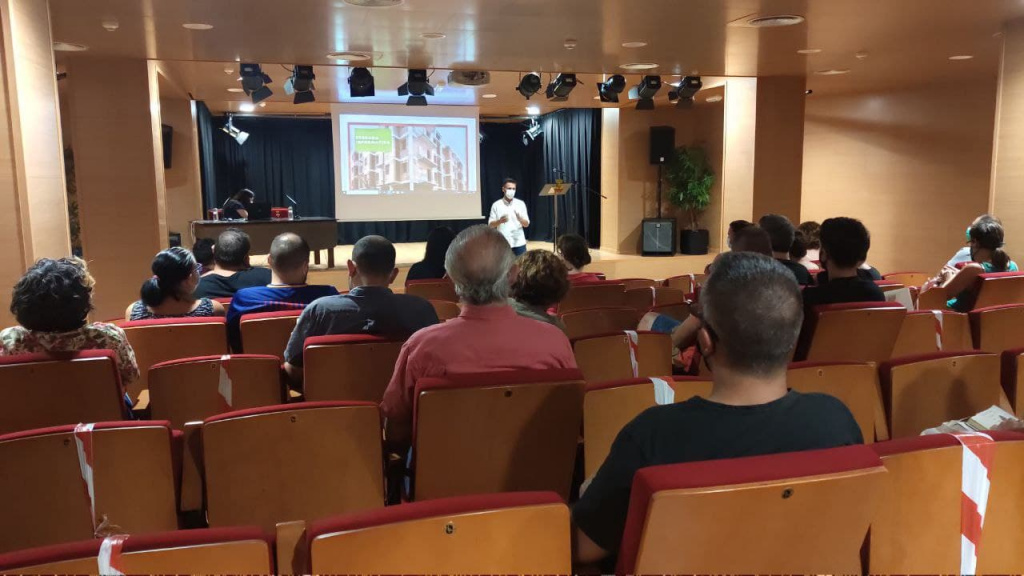 Presentació del projecte d'habitatge cooperatiu a l'auditori