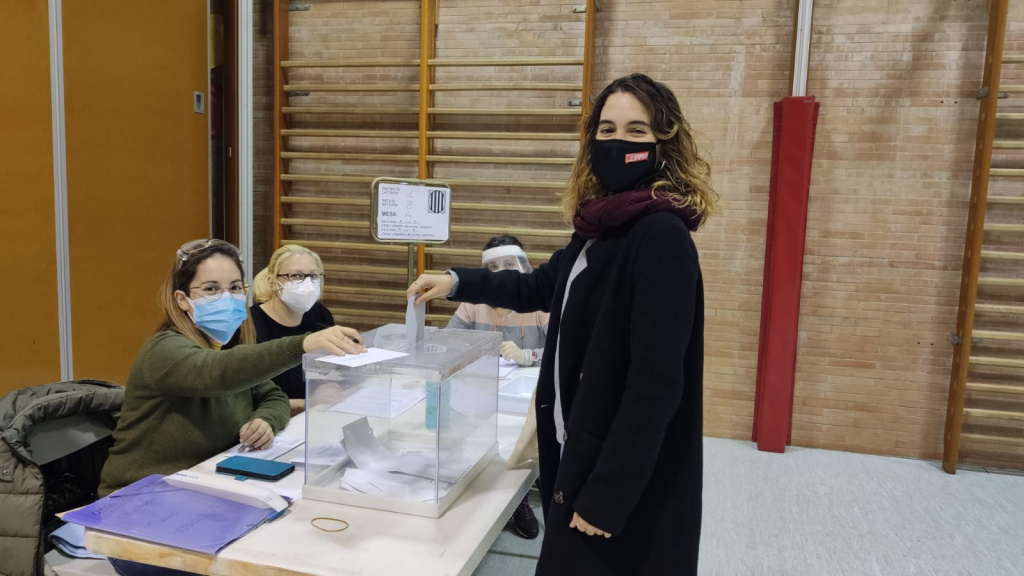 Votació d'Anna Algarra de la CUP