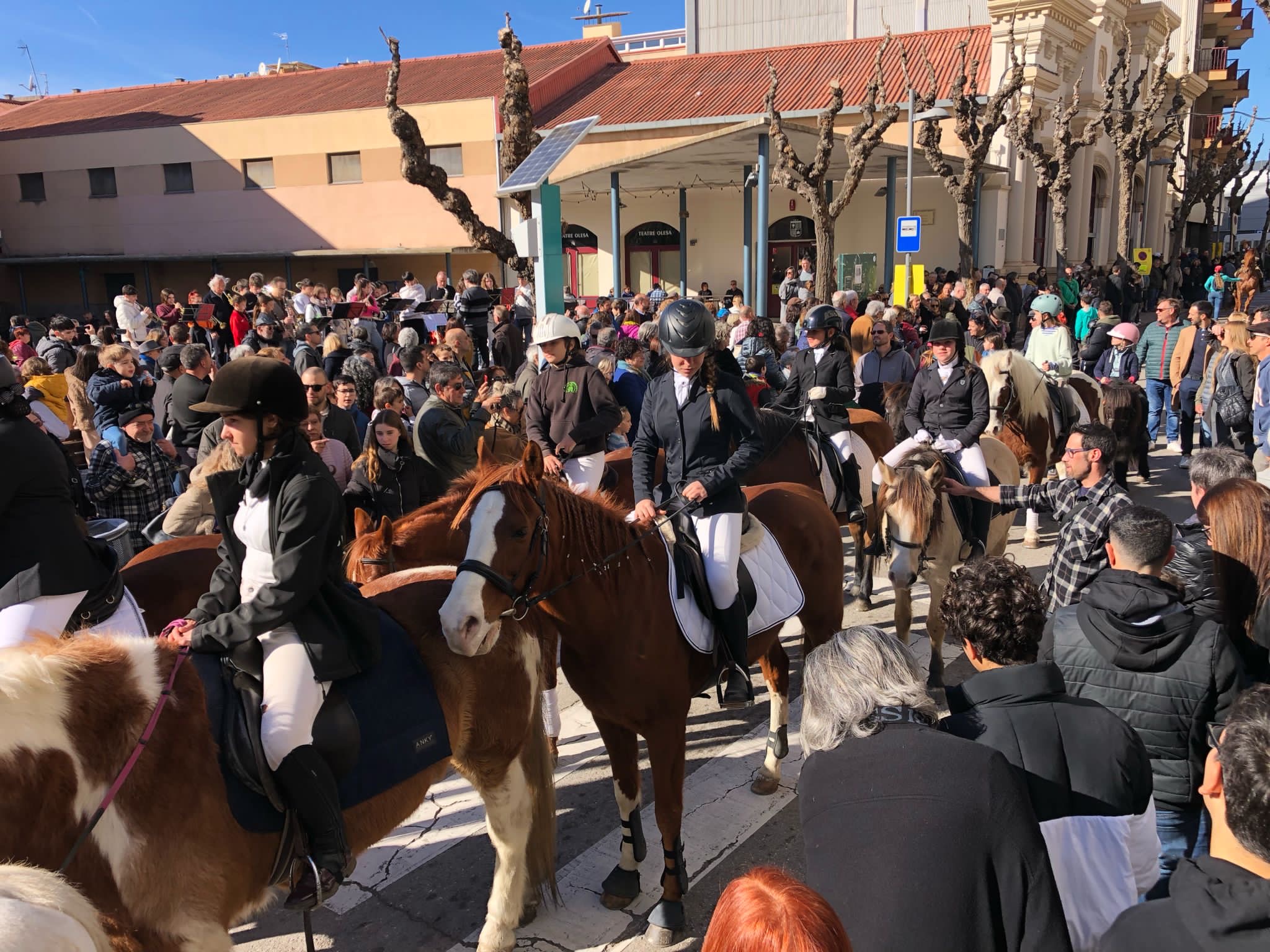 Tres Tombs 2024